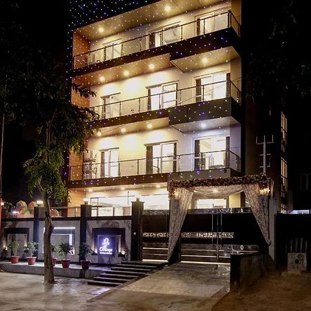 Hotel La Mirage Noida Bagian luar foto