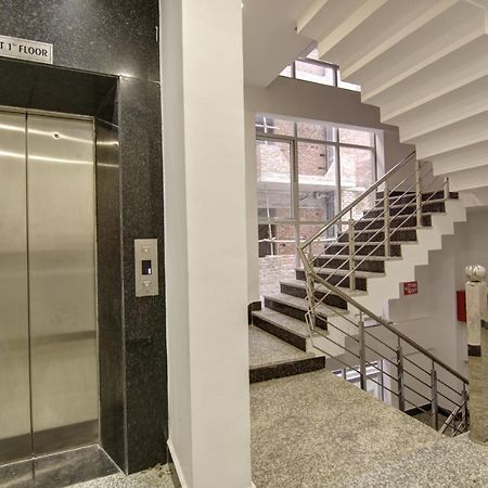 Hotel La Mirage Noida Bagian luar foto