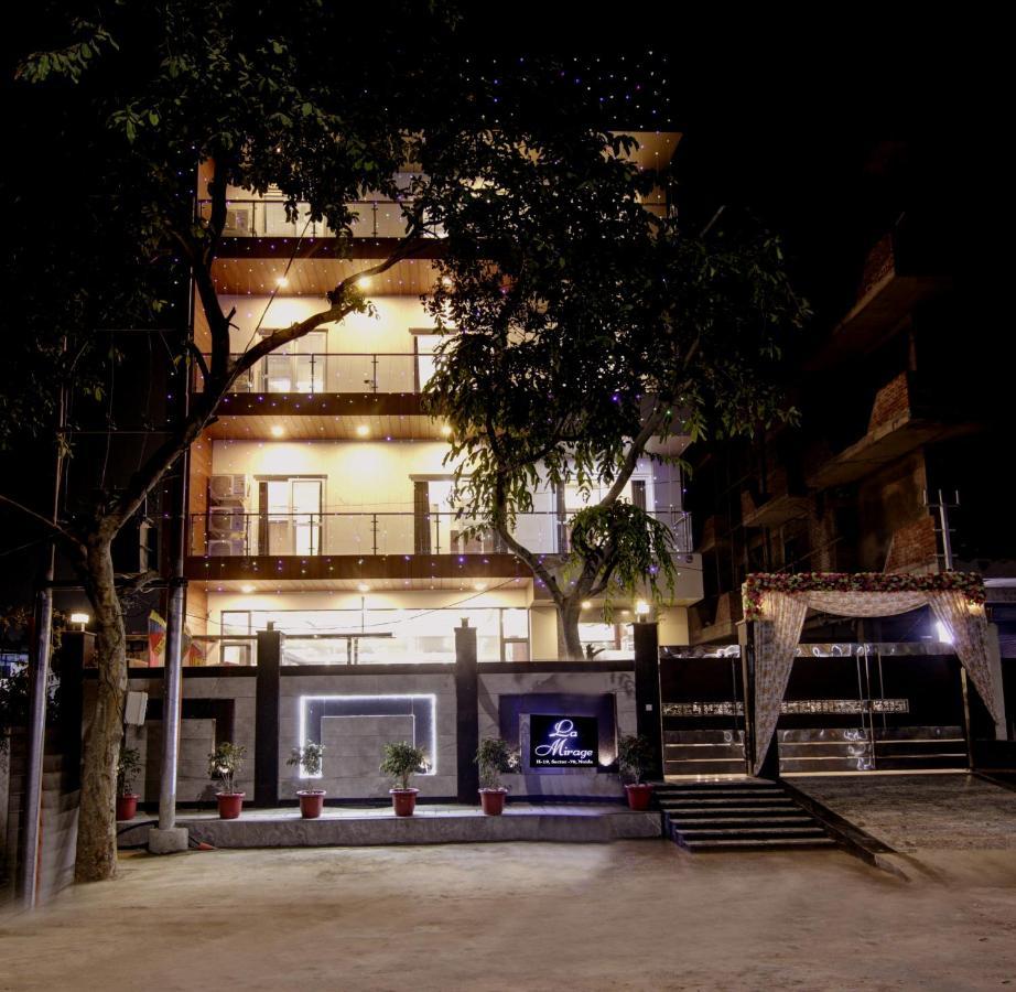 Hotel La Mirage Noida Bagian luar foto